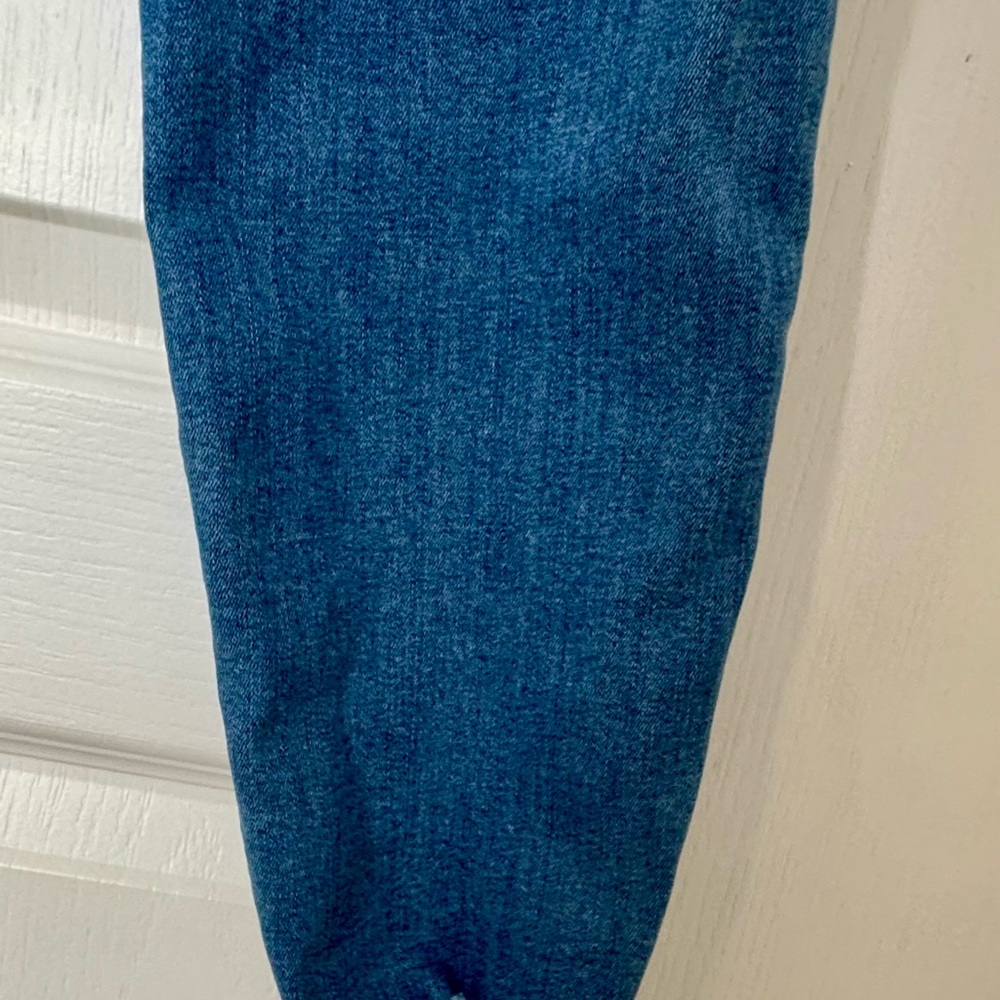 Kendall + Kylie ‘The Ultra Babe Skinny’ Distressed Blue Jeans Size 11/30 - Picture 9 of 14